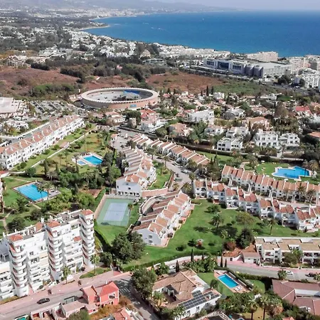 Fantastic 2 Bedroom With Sea View 마르베야