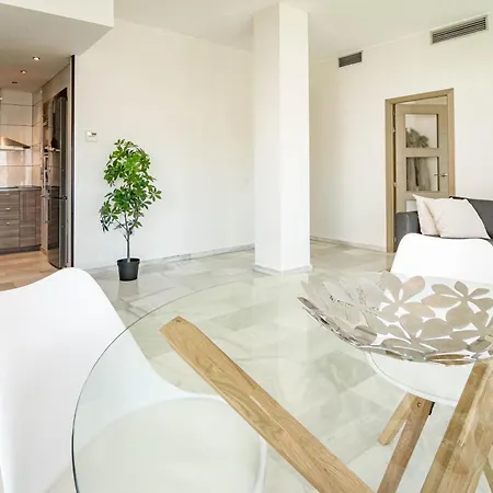 아파트 Fantastic 2 Bedroom With Sea View *